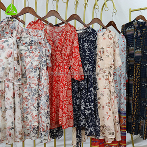 Bán Buôn Hỗn Hợp Cao Cấp Thứ Hai Tay Phụ Nữ 'Thời Trang Lụa Dresses Gần Thương Hiệu Mới <span class=keywords><strong>S</strong></span>ạch Đặt Hàng <span class=keywords><strong>S</strong></span>ố Lượng Lớn Tối Thiểu 45Kg Đóng Gói - Product Image 4