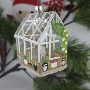 Serre vintage artisanale en verre soufflé avec éclairage, idéale pour les décorations de Noël en verre dans le jardinage - Product Image 5