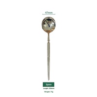 Ensemble de couverts rétro Western en acier inoxydable 304, couteau à steak, fourchette à dessert, cuillère, vaisselle de luxe légère pour hôtel et restaurant