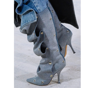 Botas de tacón fino plisadas hasta la rodilla para mujer, estilo occidental, con botones y remaches, novedad de invierno 2025 - Product Image 6