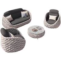 Canapé d'extérieur en rotin tressé en alliage d'aluminium trois places de style nordique, imperméable et résistant aux UV, pour balcon et cour
