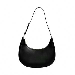 Bolso de mano minimalista estilo hobo con forma de media luna de charol metalizado para mujer con correas ajustables para el - Product Image 2