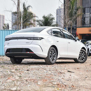 Exquisito y Popular BYD Destroyer 05 Honor DM-i Advanced Hybrid Runabout con Diseño de Transmisión Izquierda - Product Image 6
