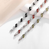Bracelet Électroplaqué en Alliage Écologique Incrusté de Zircon en Forme de Petite Feuille pour Femme – Tendance et Élégant – Vente Flash