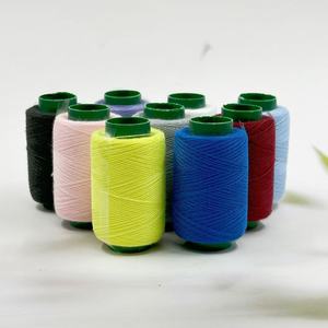 ด้ายเย็บผ้าสี 10 แพ็ค/แพ็ค ด้ายม้วนเล็กสำหรับใช้ในบ้าน ด้ายซ่อมแซมด้วยมือ ด้ายโพลีเอสเตอร์สีสำหรับเย็บเสื้อผ้า - Product Image 2