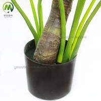 Petit Bonsaï Artificiel Effet Naturel, Arbre Vert Décoratif d'Intérieur, Faux Taro de Printemps en Plastique, Fabriqué à la Main pour une Qualité Optimale