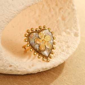 Anillo de acero inoxidable con flor de resina de corazón de filigrana francesa para mujer Cumple con ISO RoHS - Product Image 4