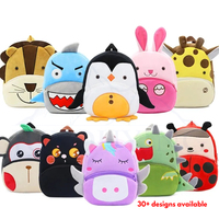 Vente en gros de sacs à dos en peluche imperméables pour enfants Cartable avec animal en peluche Sac d'école pour garçons et filles
