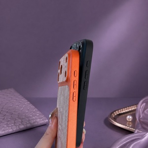 เคสโทรศัพท์กันกระแทกหนังงูสำหรับ iPhone แบบกำหนดเองได้ - Product Image 5