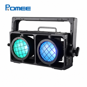 Lampu <span class=keywords><strong>Blinder</strong></span> LED Cob RGBA+WW 2*300w Tahan Air IP65 DMX512 untuk Konser Luar Ruangan, Acara, Klub & Panggung Teater Langsung - Product Image 1