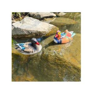 เป็ดแมนดารินเรซิ่นรูปตกแต่งบ่อลอยตกแต่งรูปปั้นสวนกลางแจ้ง - Product Image 1
