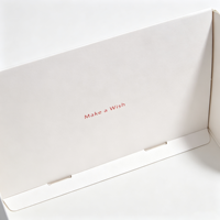Boîte à gâteau en papier biodégradable de qualité alimentaire, fenêtre carrée personnalisée, couvercle rouge, base blanche, impression de logo personnalisée, boîte recyclée