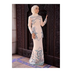 Hotsale Fashion malesia Suit elegante stampato da donna Baju Kurung Top modesto con gonna musulmana Baju Melayu abbigliamento <span class=keywords><strong>etnico</strong></span> <span class=keywords><strong>Online</strong></span> - Product Image 1