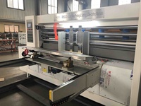 Mesin Cetak Kotak Bergelombang dengan 4 Warna, Mesin Cetak Flexo Kotak Pizza Bergelombang, Mesin Slotting Die Cutting