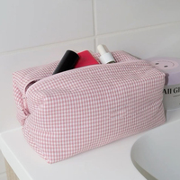 Harga murah tas kosmetik katun merah gingham dan kantong makeup hati untuk wanita