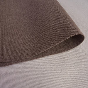 Haute qualité <span class=keywords><strong>aiguille</strong></span> perforé Non tissé rayure côtelé tapis événement scène intérieur extérieur Polyester rouleau tapis d'exposition - Product Image 5
