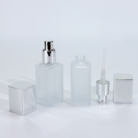 Flacon vide de luxe 30 ml en verre avec bouchon à vis argenté pour maquillage, imperméable, pour fond de teint et emballage cosmétique – Vente en gros