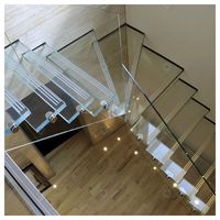 Marches d'escalier en verre Prima, escalier flottant, escalier droit flottant australien/américain, escalier intérieur personnalisé