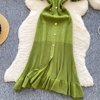 Robe longue tricotée rétro française 2026 pour femme, design à volants et simple boutonnage, élégante et luxueuse pour l'été