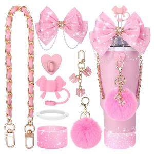 Venta al por mayor de fábrica 2025 nuevo 8 piezas 40oz vaso accesorios conjunto incluyendo botella de agua mango Correa bota y dijes sin taza - Product Image 1