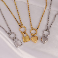 Collier pendentif cœur massif avec fermoir marin et chaîne torsadée, logo gravé, bijou cœur