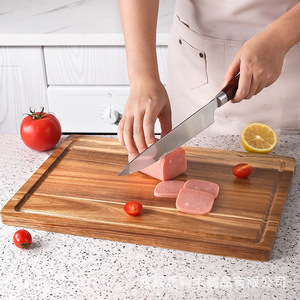 Tabla de cortar cuadrada de madera de acacia de 27.2x20cm, madera maciza con ranuras para alimentos, frutas y cocina - Product Image 1
