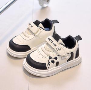 <span class=keywords><strong>รองเท้า</strong></span>กีฬาเด็กขายส่ง ฤดูใบไม้ร่วง ลายการ์ตูนแพนด้า แฟชั่นเด็กผู้ชายลำลอง เด็กผู้หญิงกันลื่น <span class=keywords><strong>รองเท้า</strong></span>เดินสำหรับ<span class=keywords><strong>นักเรียน</strong></span> - Product Image 1