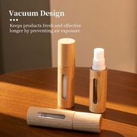 Vietnam réutilisable Mini bouteille de voyage sous vide en bois pompe sans air conteneur de soins de la peau pour Lotion Spray