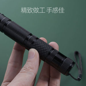Outil d'otoscopie portatif à lumière haute luminosité avec batterie rechargeable pour l'entretien des oreilles - Product Image 5
