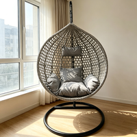Ensemble de chaise suspendue hamac moderne en osier tressé avec support métallique pour jardin et balcon
