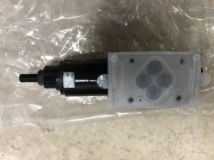 DGMX2-3-PP-CW-B-40 870037 DGMX2 3 PP CW B 40 DGMX23PPCWB40 DANFOSS d'origine authentique en stock, prix compétitif - Product Image 4