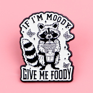 Broche de Aleación de Zinc con Diseño de Mapache y <span class=keywords><strong>Alpaca</strong></span>, Galvanizado, Impresión por Grabado, Joyería Creativa, Medalla para Ropa, Estilo Inglés - Product Image 3