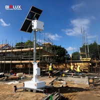Tour de sécurité mobile BIGLUX HiGUARD alimentée à l'énergie solaire avec caméras 24/7, système autonome pour usage extérieur