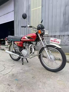 Collection Rétro - Motocyclettes d'Époque Nostalgiques de 100cc : Vivez la Nostalgie et le Frisson du Vintage - Product Image 3