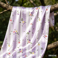 Tissu satiné en polyester léger et à séchage rapide WF pour filles, imprimé floral violet lavande élégant avec rayures en dentelle, 100 g/m², personnalisable