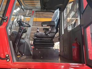 Chariot élévateur à fourche lourd <span class=keywords><strong>de</strong></span> 16 tonnes <span class=keywords><strong>de</strong></span> la marque chinoise Heli, modèle CPCD160, chariot élévateur diesel <span class=keywords><strong>de</strong></span> grande capacité avec mât à deux étages <span class=keywords><strong>de</strong></span> 3 mètres, à vendre - Product Image 6
