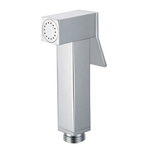 Квадратный латунный распылитель для ванной - Product Image 1