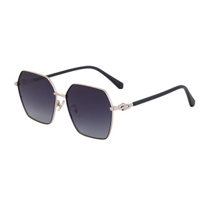 Nouvelles lunettes de soleil polarisées à grande monture tendance pour femmes, protection UV400, verres TAC en métal TR, pare-soleil de classe 2 pour la conduite et le cyclisme - Product Image 4