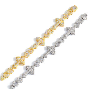 สร้อยคอโมอิสซาไนต์รูปกากบาทอินฟินิตี้แบบสั่งทำพิเศษ พรีเมียม เงินแท้ 925 สไตล์ฮิปฮอป ประดับเพชรแบบ Iced Out หมายเลขนำโชค 8 ผ่านการทดสอบเพชร VVS - Product Image 6