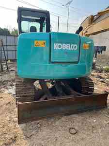 Excavadora Hidráulica Usada Kobelco SK75 Original de Japón en Venta, en Buenas Condiciones, a Bajo Precio, con Motor, Engranajes y Rodamientos - Product Image 4
