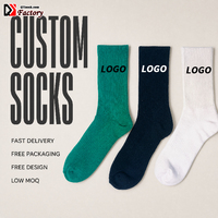 Chaussettes de sport confortables et respirantes en coton rembourrées pour hommes et unisexe – Fabricant de chaussettes de sport personnalisées à la mode