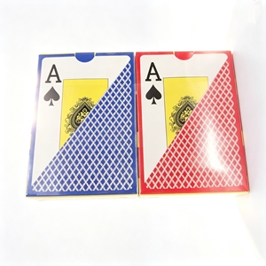 Carte da Poker Personalizzate di Alta Qualità, Impermeabili, in PVC, con Blocchi di Colore e Logo Personalizzato - Product Image 5
