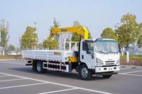 Camion-grue télescopique ISUZU 5 tonnes, sûr et stable, avec flèche hydraulique mobile droite, pompe Zoomlion, boîte de vitesses, roulement, moteur 4x2, haute performance