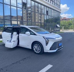 เก้าอี้เคลื่อนที่ในรถยนต์ YLD MPV พร้อมระบบยกแ<span class=keywords><strong>ล</strong></span>ะหมุนได้ รองรับการเชื่อมต่อเข้ากับรถเข็นคนพิการ - Product Image 3