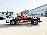 Camion benne à benne basculante manuelle diesel Howo 4x2 pour collecte de déchets 5-10m avec boîte de vitesses