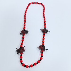 Collana di Perline Artigianale all'Ingrosso a Forma di Coccinella Nera in Gomma per Halloween, Collana di Perline Rosse e Nere, Decorazione per Feste di Carnevale - Product Image 1