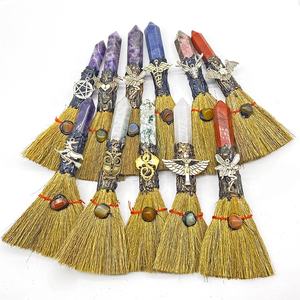 Artisanat folklorique Quartz clair cristaux de Besom magiques sculpture améthyste artisanat <span class=keywords><strong>balai</strong></span> de sorcière pour l'énergie - Product Image 1