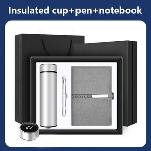Libreta A5 de Lujo Personalizada de Alta Calidad con Bolígrafo Suave para Regalos Publicitarios y Promocionales Empresariales - Product Image 4