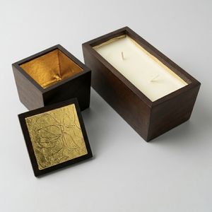 Boîte à montres haut de gamme en bois massif de noyer noir du Vietnam, personnalisée, avec couvercle. - Product Image 5