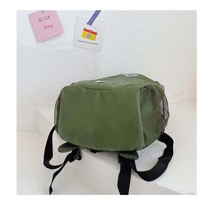 Sac à dos léger en polyester pour enfants, fermeture éclair, logo personnalisable, design portable, unisexe, idéal pour l'école primaire - Product Image 6